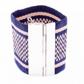 Pulsera tejida en telar con hebilla de plata de 950. Zomosa