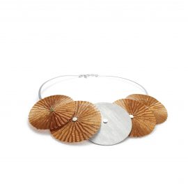 Collar de plata de 950 con discos tejidos en cobre