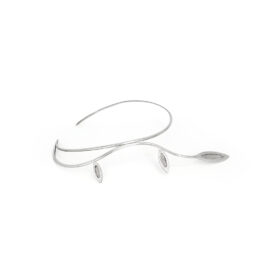 Collar de plata de 950 con tres huinchas tejidas en telar.